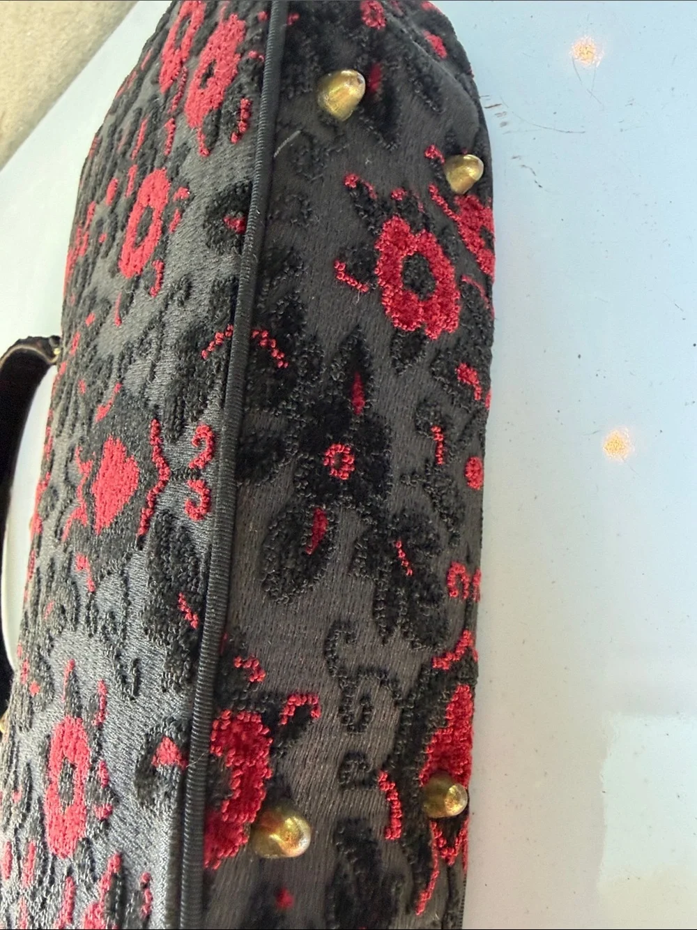 Meyers Made in the USA Vintage Black and Red Floral Frame Wristlet with Gold Ac